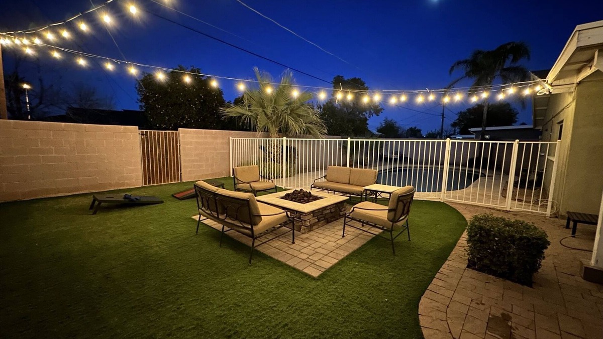 Scottsdale Highlands House | Luxurious 3 Bedroom Home w Heated Pool, BBQ & Firepit
