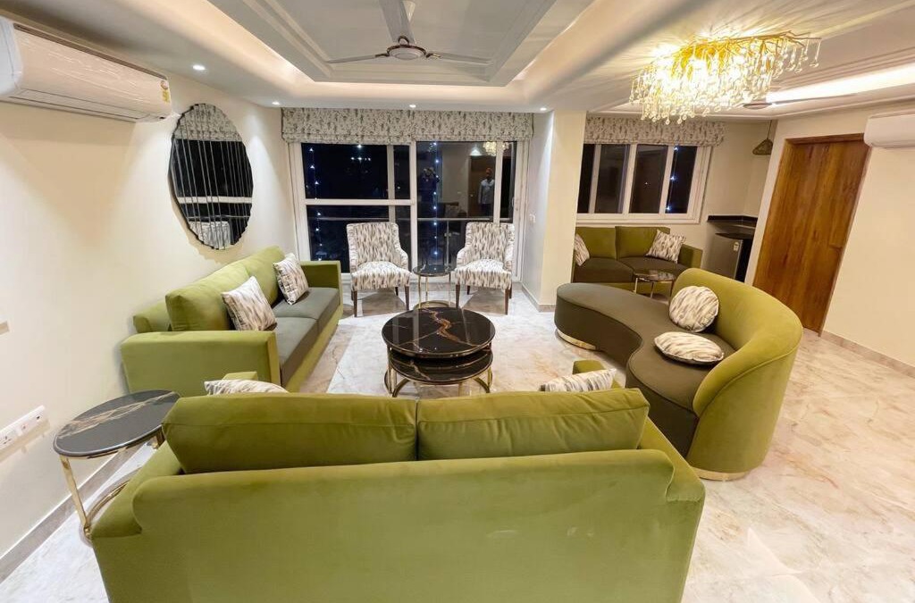 New Friends Colony Apartment | Luxurious 3 Bhk Flat Near Fortis(Parties Allowed)