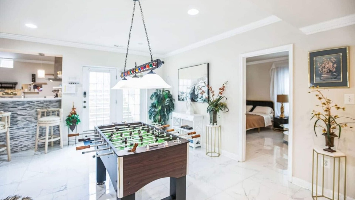 Fairland House | Luxurious 3BR Home!