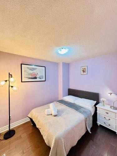 Oakridge Villa | Luxurious 3BR House with Patio