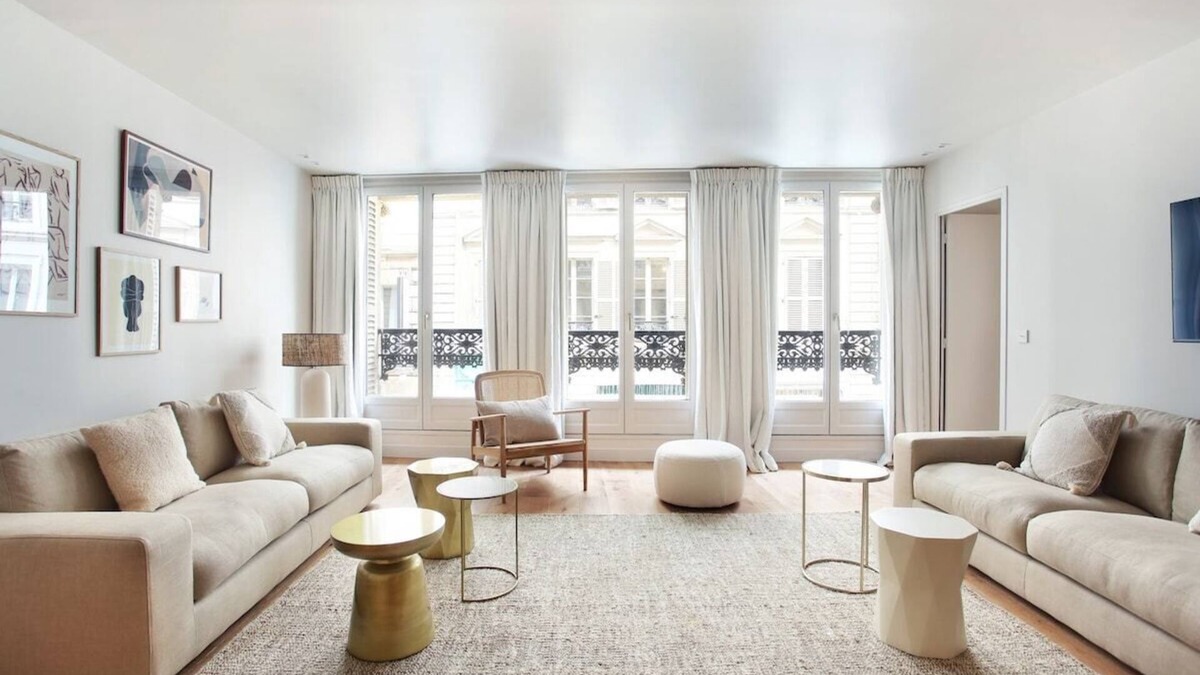 Quartier de la Porte-Saint-Denis Apartment | Luxurious and new apartment in the center of Paris