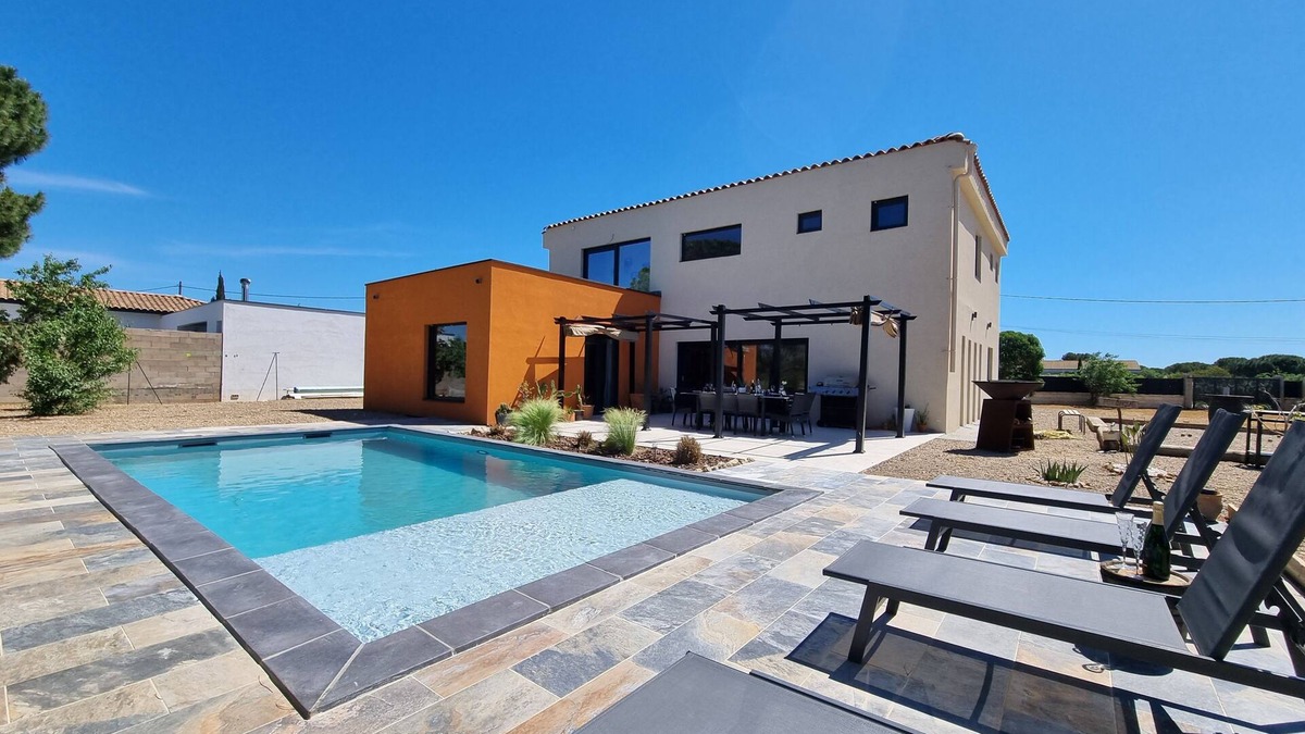 Salleles-d'Aude Villa | Luxurious and spacious villa with private pool