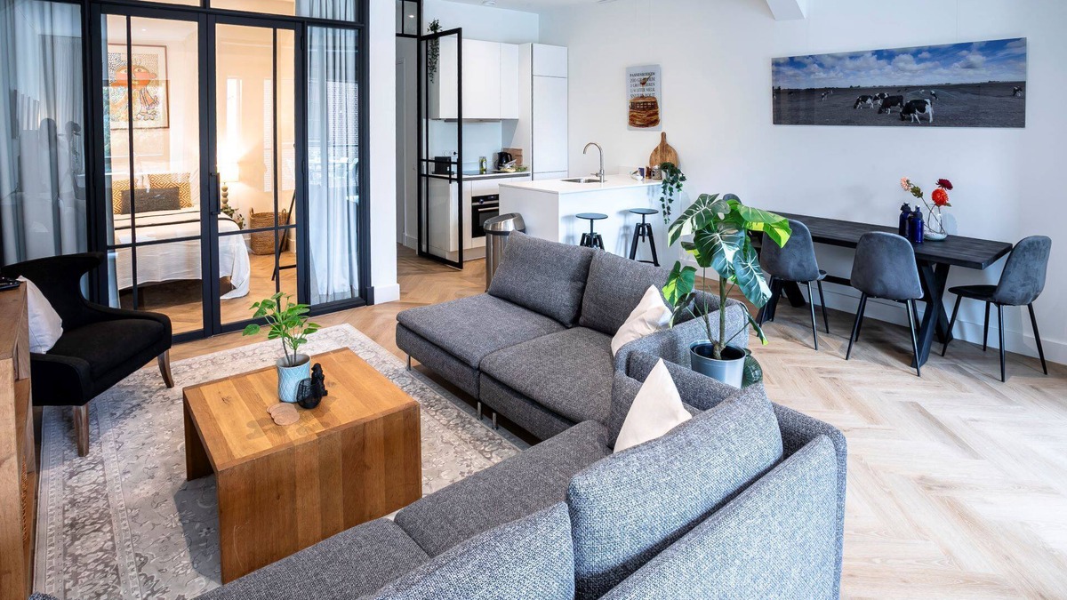 Bussum Apartment | Luxurious and tastefully furnished apartment in heart of Bussum