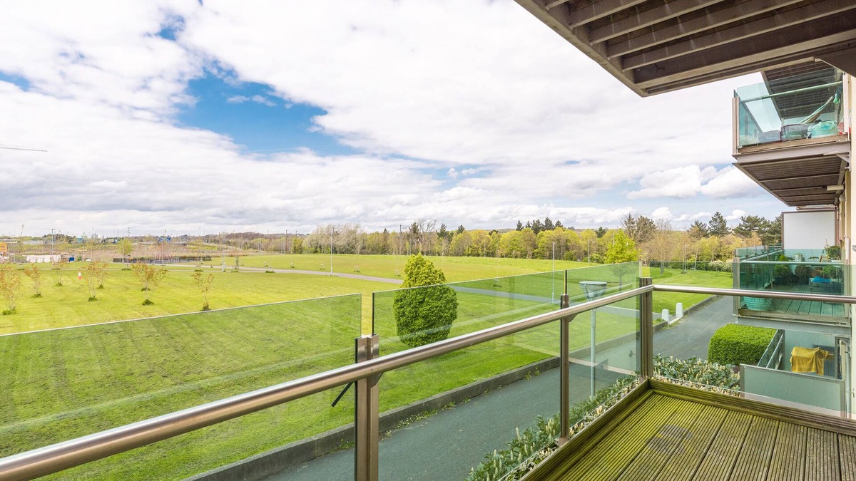 Castleknock Apartment | Luxurious Apartment at Phoenix Park Castleknock