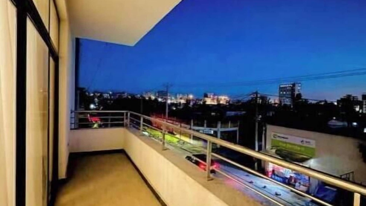 Kirkos Apartment | Luxurious Apartment: Spacious & Elegant retreat!