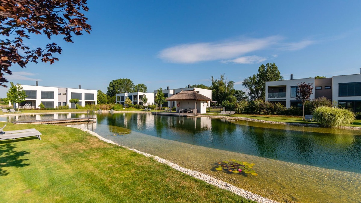 Zsira Apartment | Luxurious Apartment in Lutzmannsburg on Pannonia Golf Course