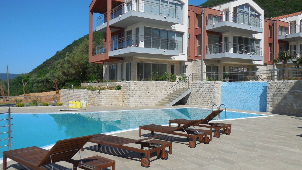 Denovici Apartment | Luxurious Apartment - Stunning views over Kotor Bay - Shared Infinity Pool
