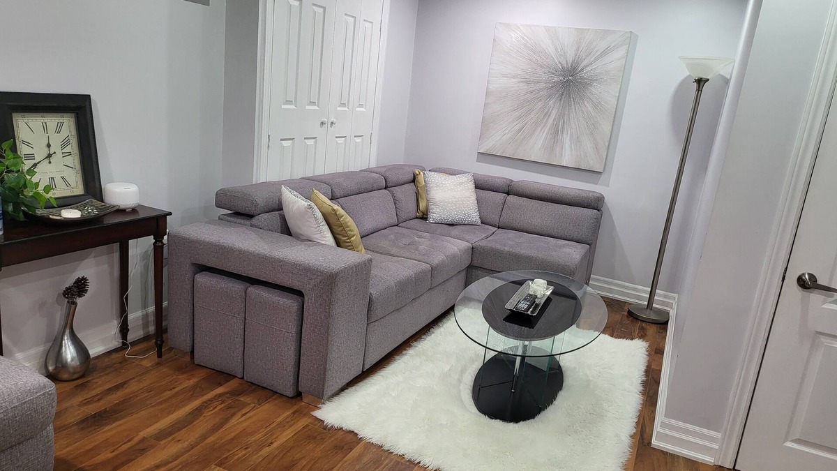 Brampton Apartment | Luxurious Apt 2BRs+1BA Spacious Modern, w. parking
