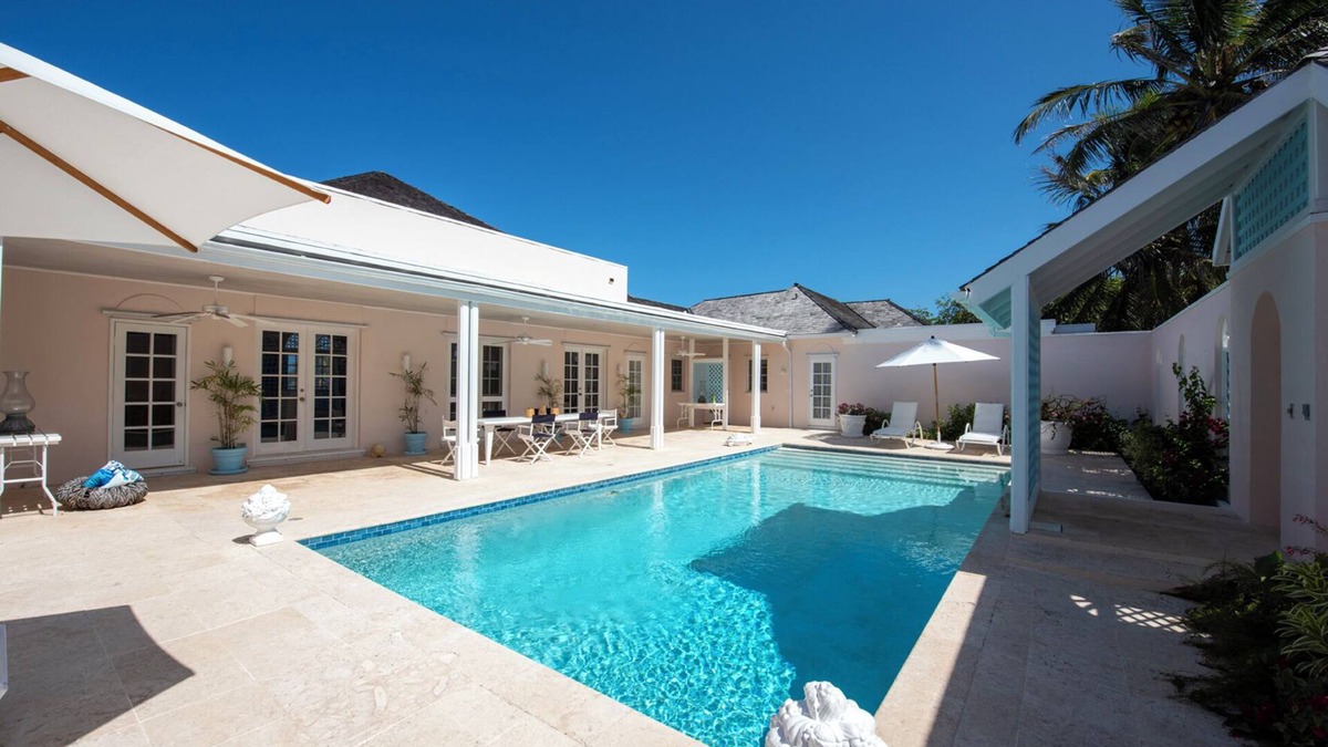 Savannah Sound House | Luxurious Beachfront Estate w/Pool on Windermere. Club, Tennis, Pickleball
