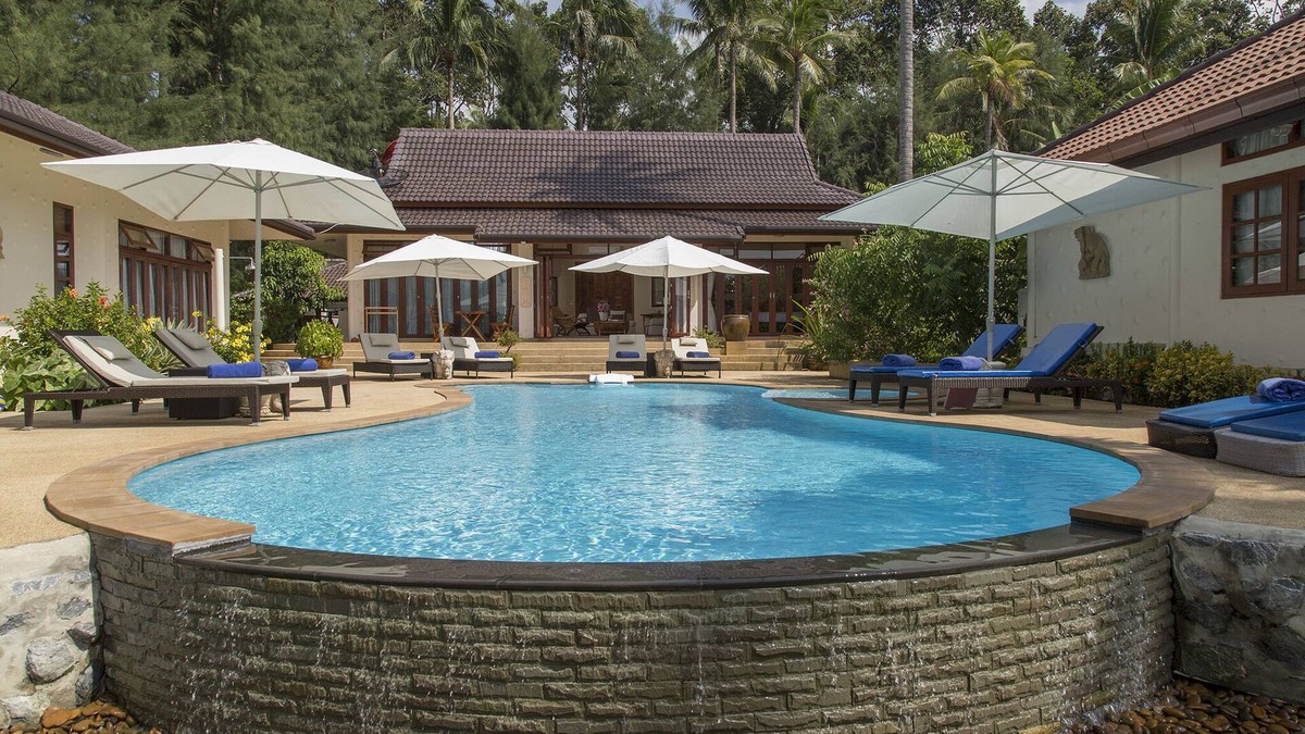 Thong Krut Villa | Luxurious Beachfront Pool Villa, 5BRM.