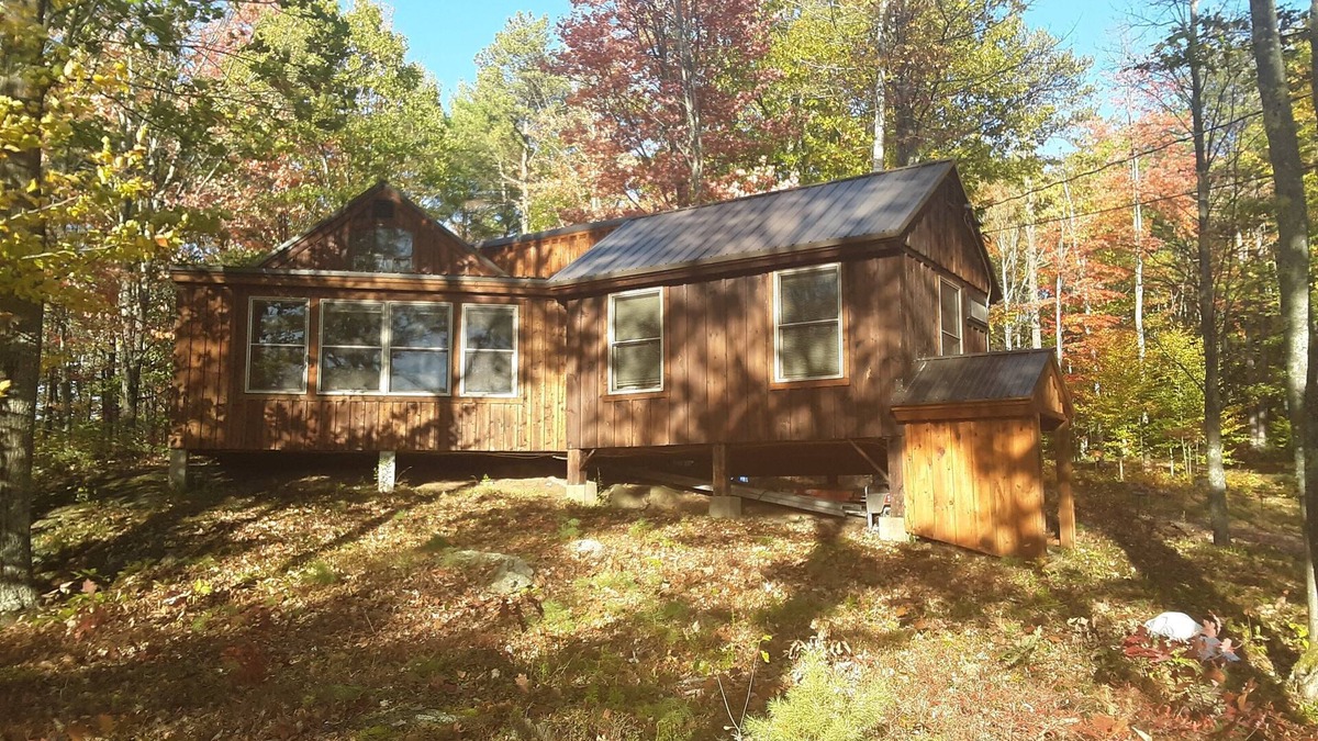 Sanbornton Cabin | Luxurious Cabin in the Woods