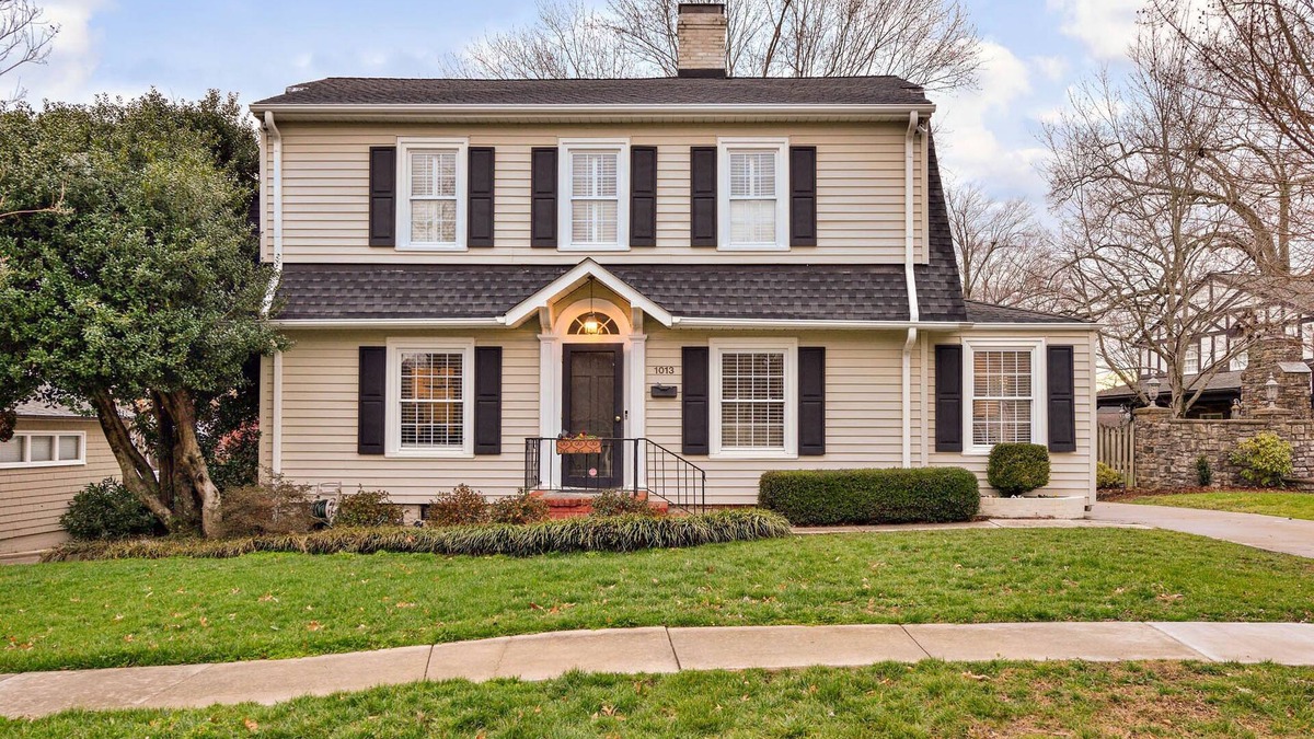 High Point House | Luxurious Cape Cod in Emerywood - Minutes to Furniture Market & HP University