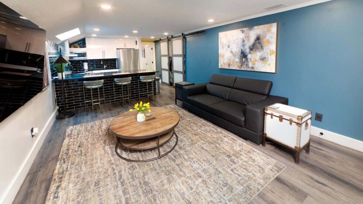 Conway House | Luxurious City Center! 20 min Disney/15 Universal