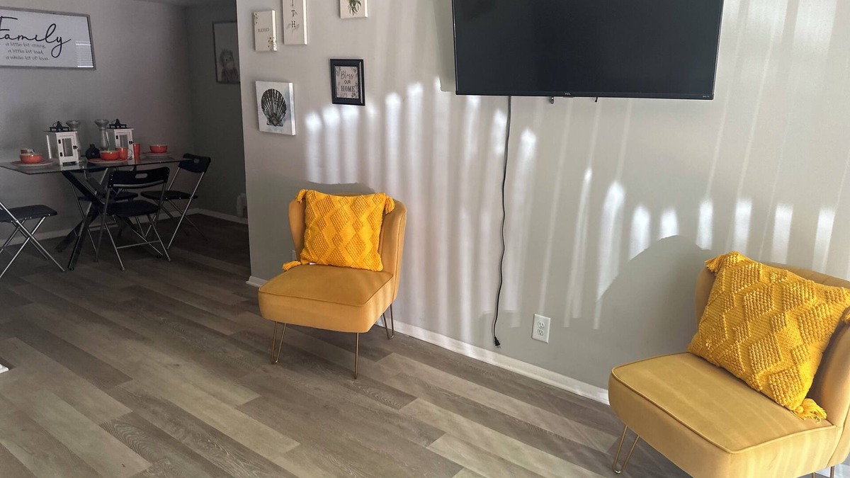 Glen Iris Apartment | Luxurious Comfort in Downtown Birmingham2