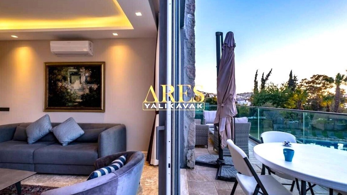 Dagbelen Villa | Luxurious Comfortable Seaside Homes B1