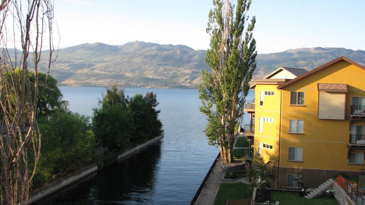 Westbank Condo | Luxurious Condo on the Beach, West Kelowna