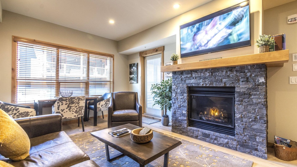 Canmore Condo | Luxurious Condo in the Heart of Canmore