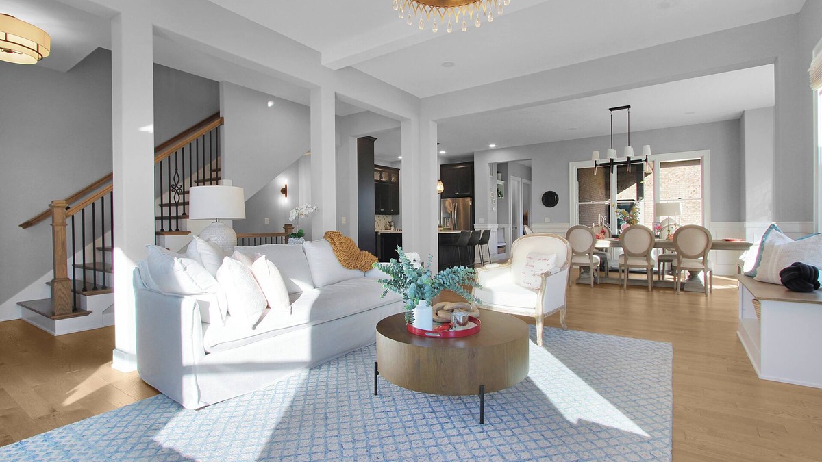 Otterbien Home House | Luxurious Custom-Built Home in Charming Lebanon, Ohio