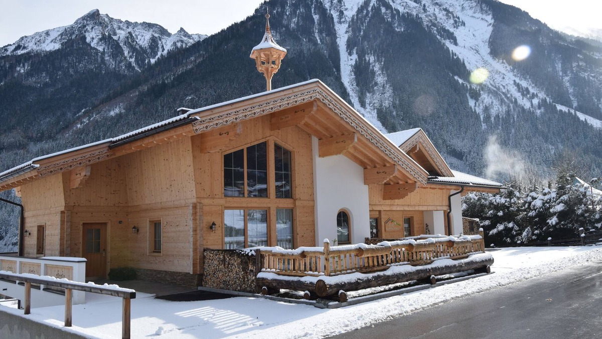 Oberkrimml Ski Chalet | Luxurious double chalet near the Krimml Waterfalls