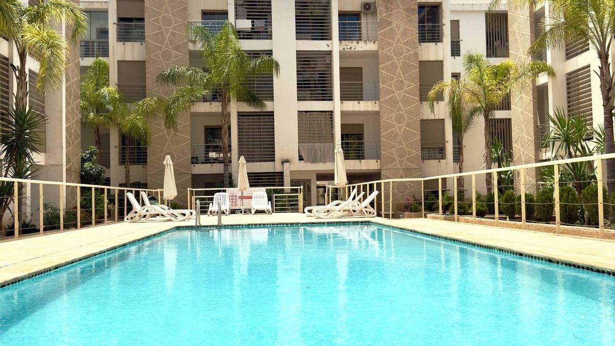 Ville Nouvelle Apartment | Luxurious downtown apartment with swimming pool