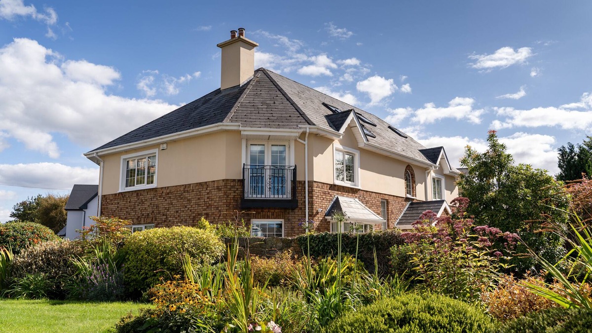 Killarney Apartment | Luxurious Duplex Apartment