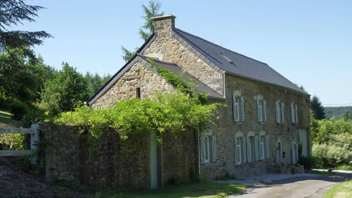Anhee Other | Luxurious Farmhouse near Forest in Anhée