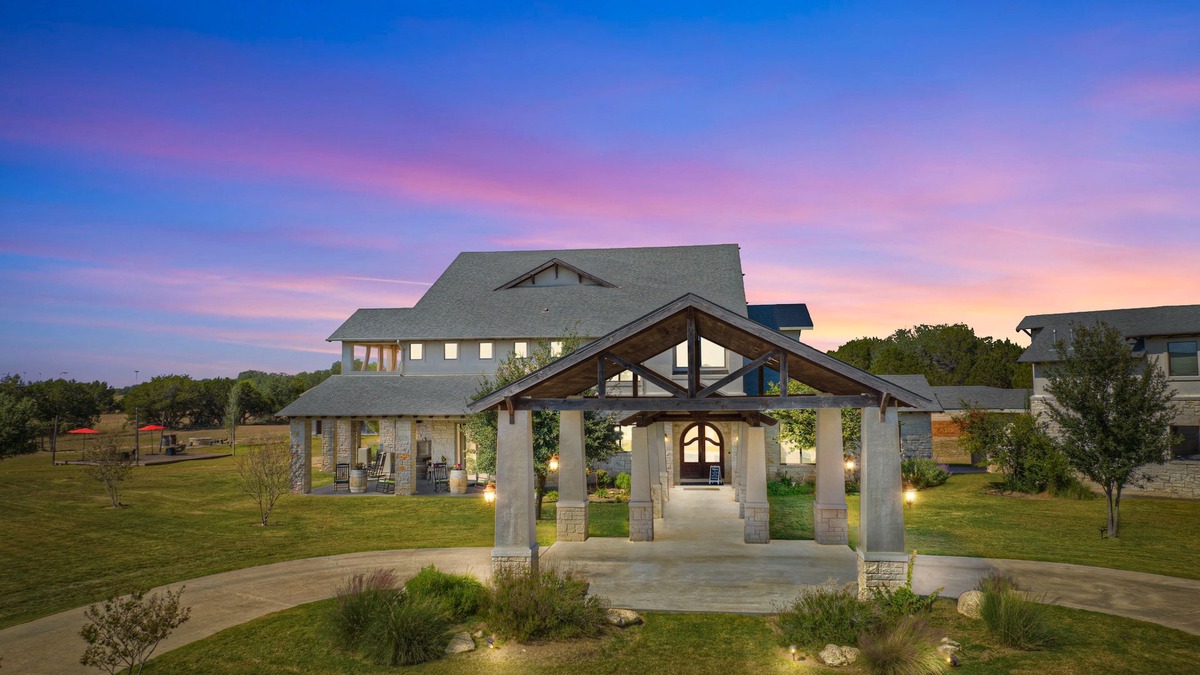 Dripping Springs House | Luxurious Hill Country Retreat w/Pool and Firepit!