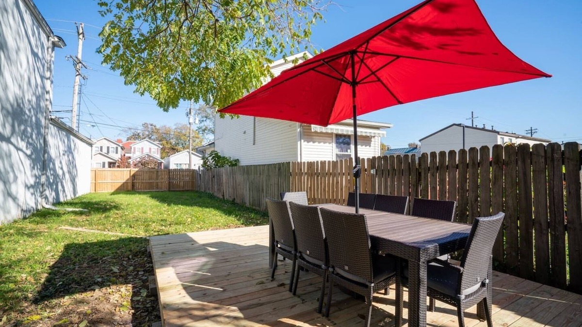 Phoenix Hill House | Luxurious home in centrally located Phoenix Hill. Mins to NULU & Bourbon Trail