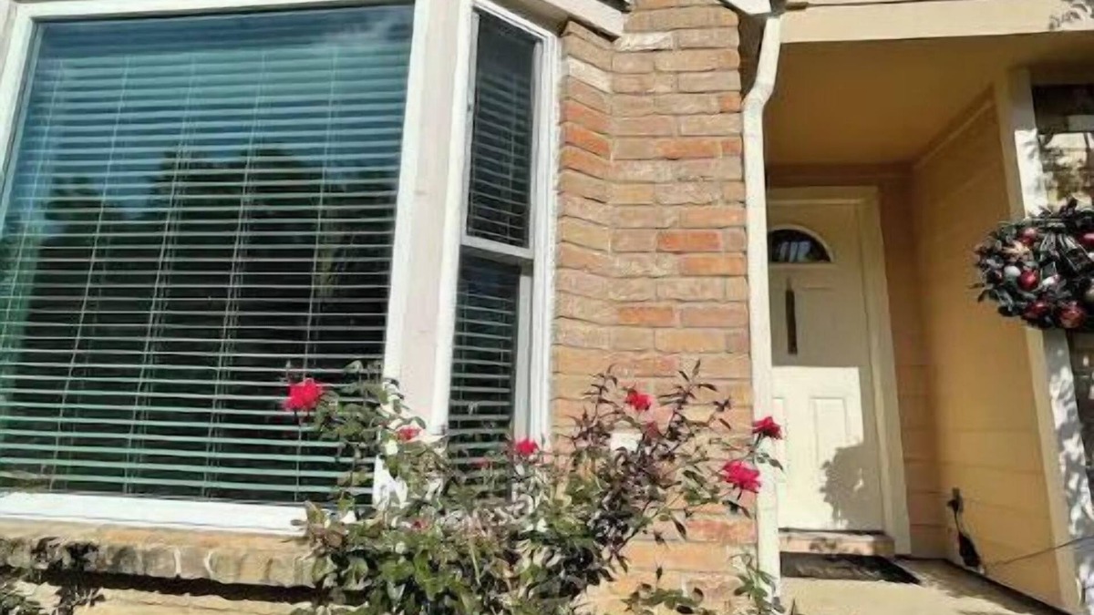 Barker House | Luxurious home near I-10 & S Mason Road