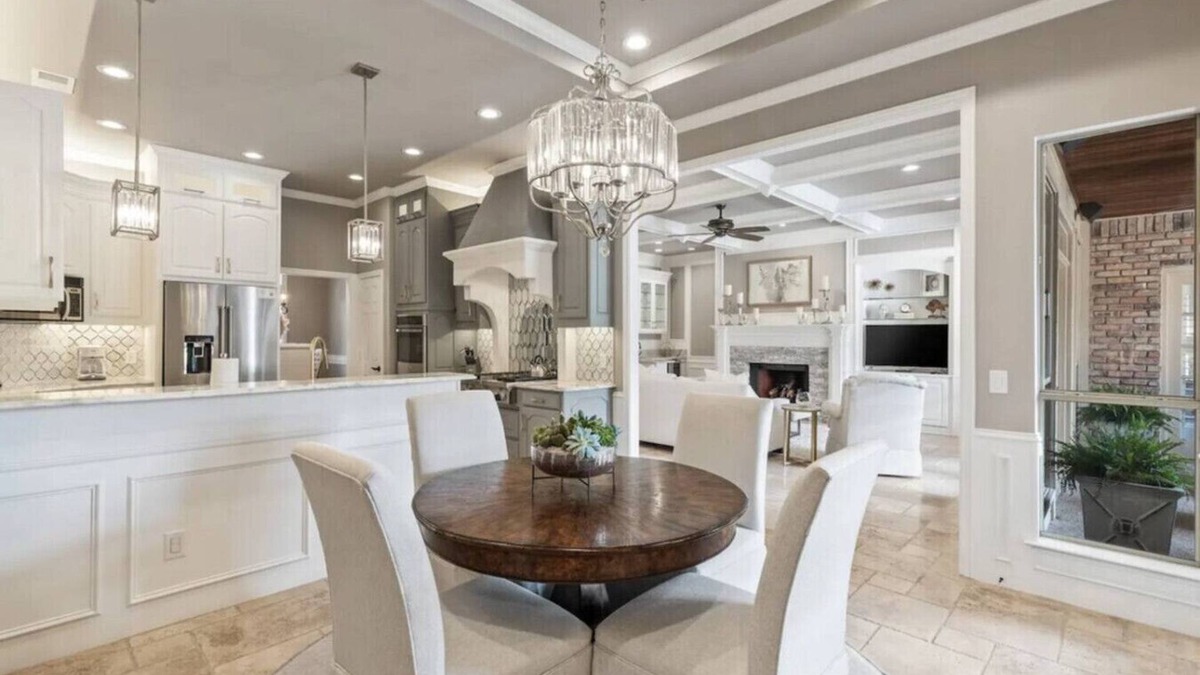 Plano House | Luxurious Home-Resort Style Pool & Game Room