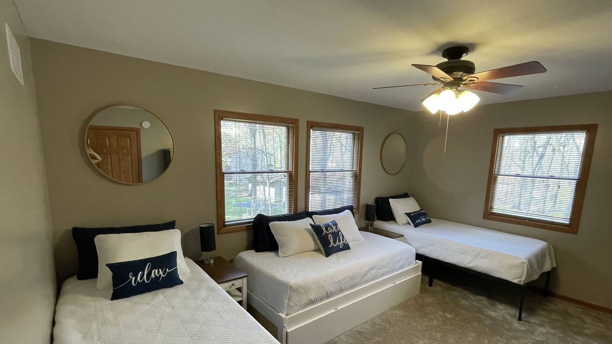 Plainwell House | Luxurious House with Huge Yard, Lake Access and Hot Tub. Sleeps up to 15 guests!