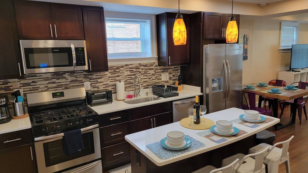 Washington House | Luxurious, ideal for large groups, and two families + free parking