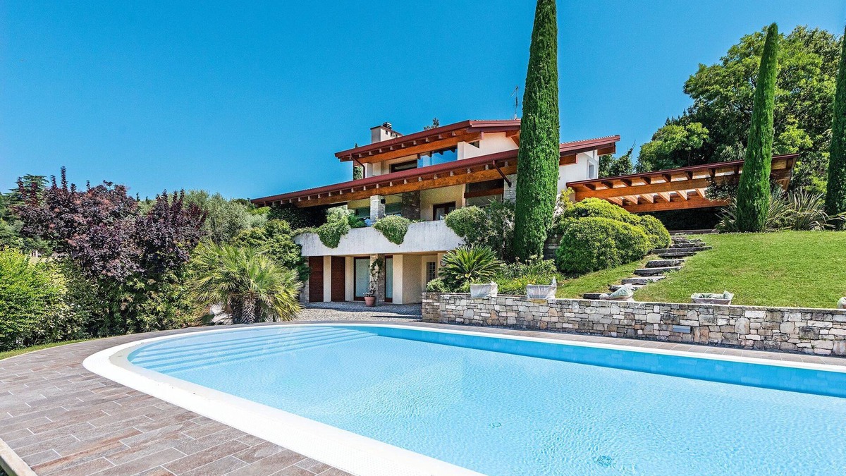 Montinelle Villa | Luxurious Lake Garda Retreat | Villa Manerba Del Garda | Private Pool | Lake.