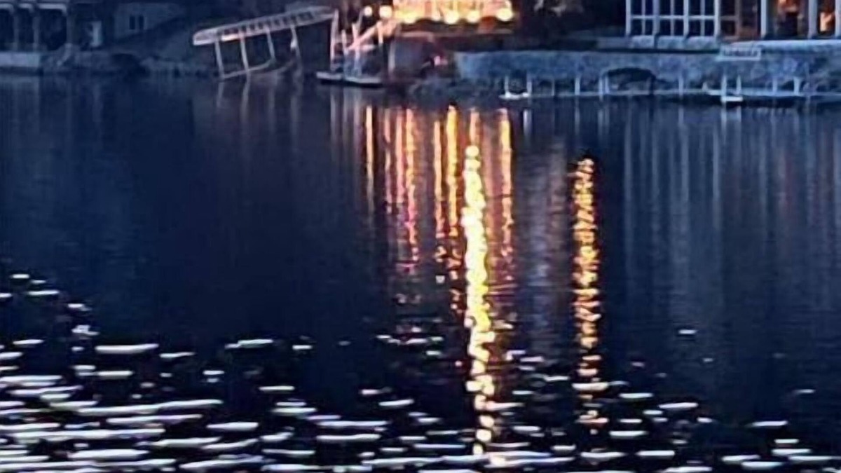 Enfield House | Luxurious Lakefront Living near Dartmouth/Hanover