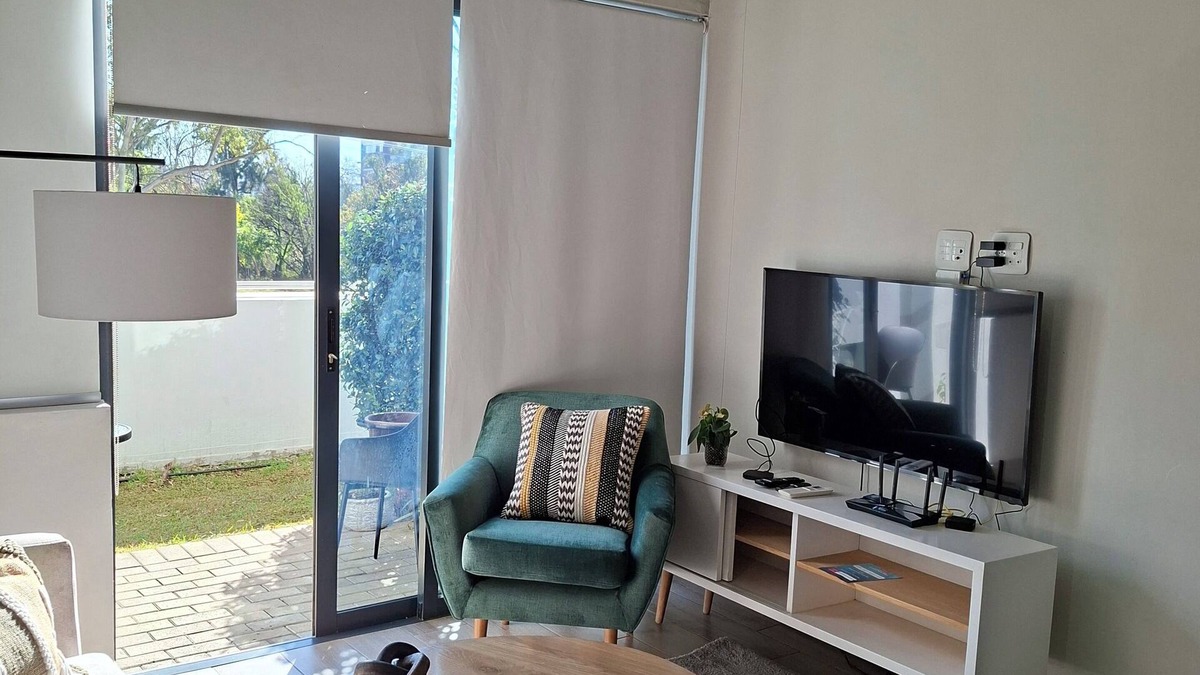 Pretoria Apartment | Luxurious Loft Apartment. Best location! Hip and happening.