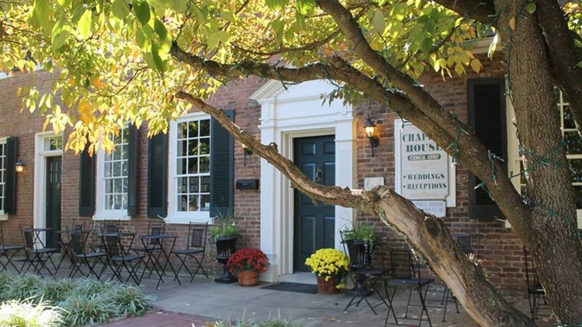 Bardstown Apartment | Luxurious loft with 3 rooms - Downtown on Court Square