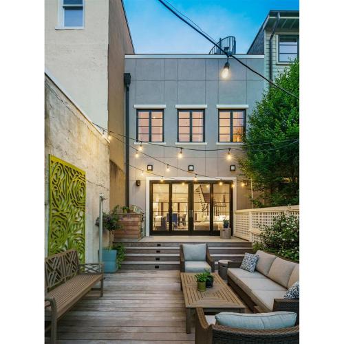 Logan Circle Apartment | Luxurious Mansion in Logan Circle Private Parking