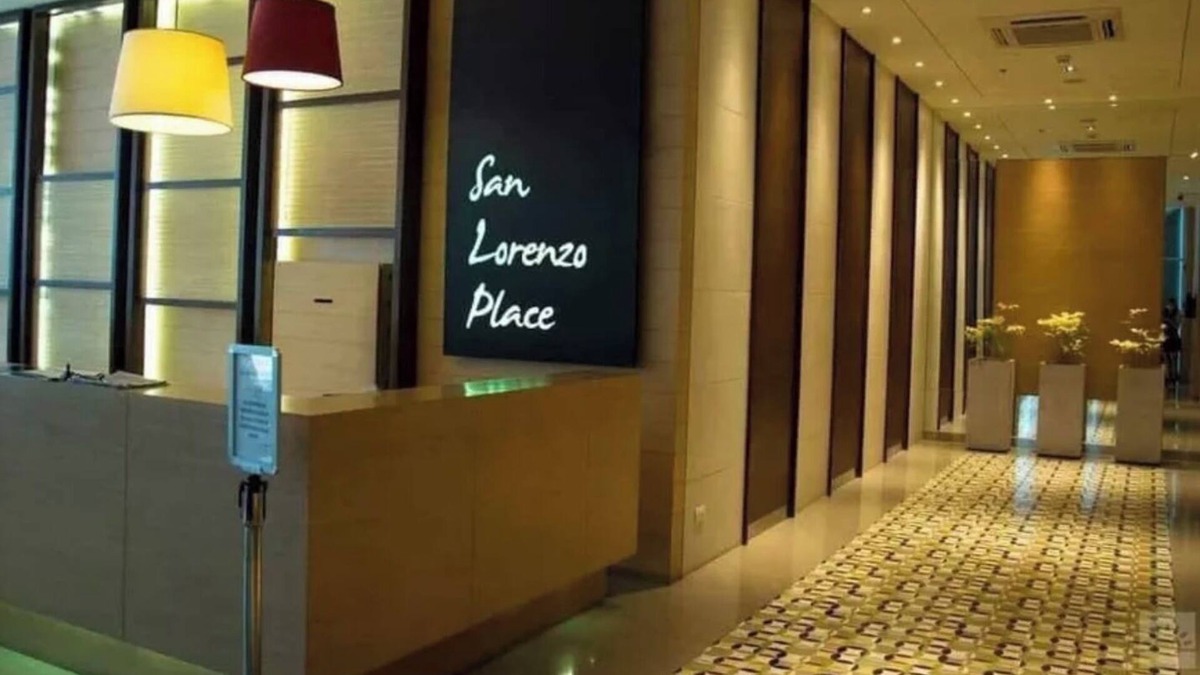 San Lorenzo Condo | Luxurious, modern 1-bedroom condo in serene Makati City with WiFi, AC, Fans.