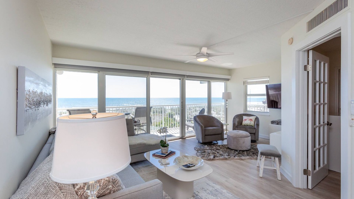 Jacksonville Beach Condo | LUXURIOUS Oceanfront - Beachdrifter 201 South-end w wrap around balcony