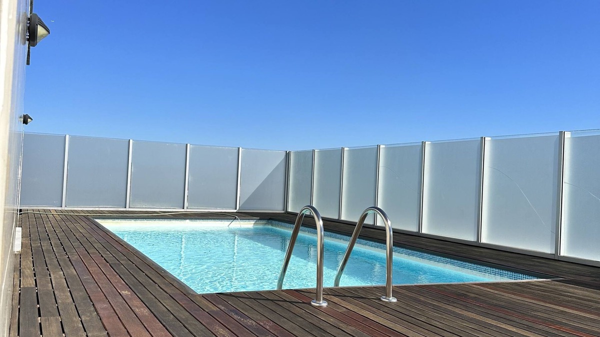 Moscavide Apartment | Luxurious Penthouse in Lisbon - One of a Kind Private Summing Pool