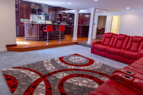 Scaggsville Apartment | Luxurious Private Basement Suite in Ashton
