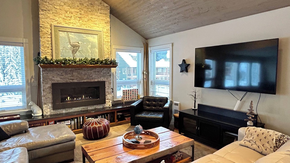 Okanagan-Similkameen House | Luxurious Quail Crossing Residence at Apex Mountain Resort