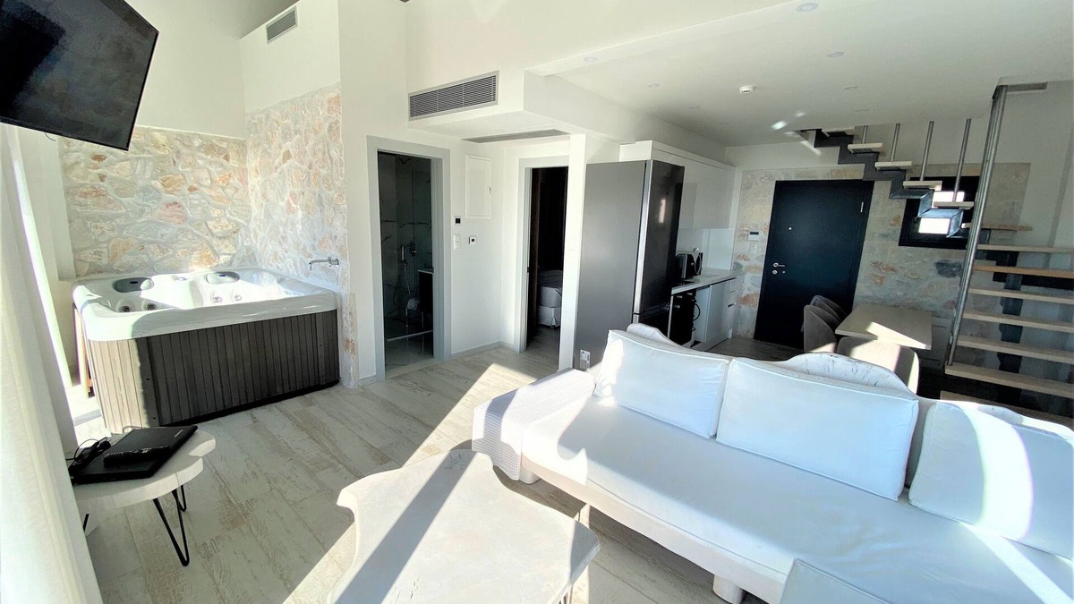 Neos Marmaras Apartment | Luxurious Sea view Apartment with Jacuzzi