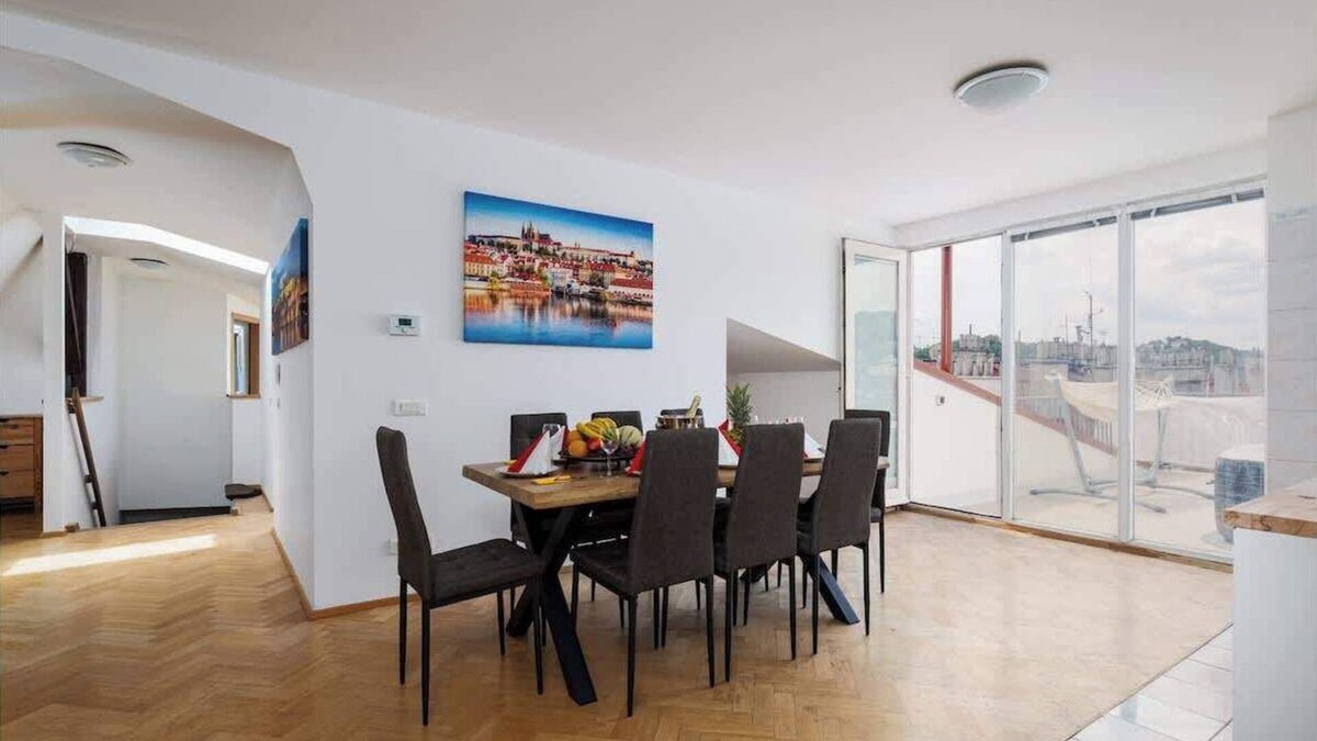 Nove Mesto Apartment | Luxurious Sky Penthouse