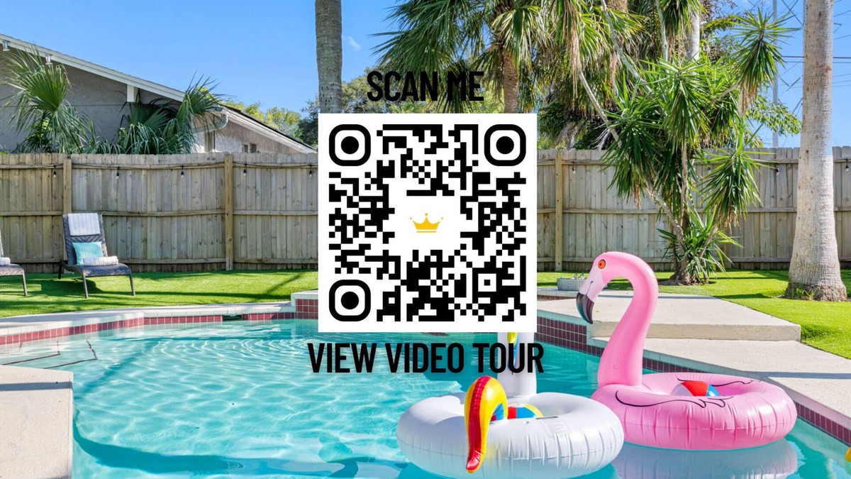 Palm Harbor House | Luxurious Spa Retreat with Stunning Pool in Palm Harbor