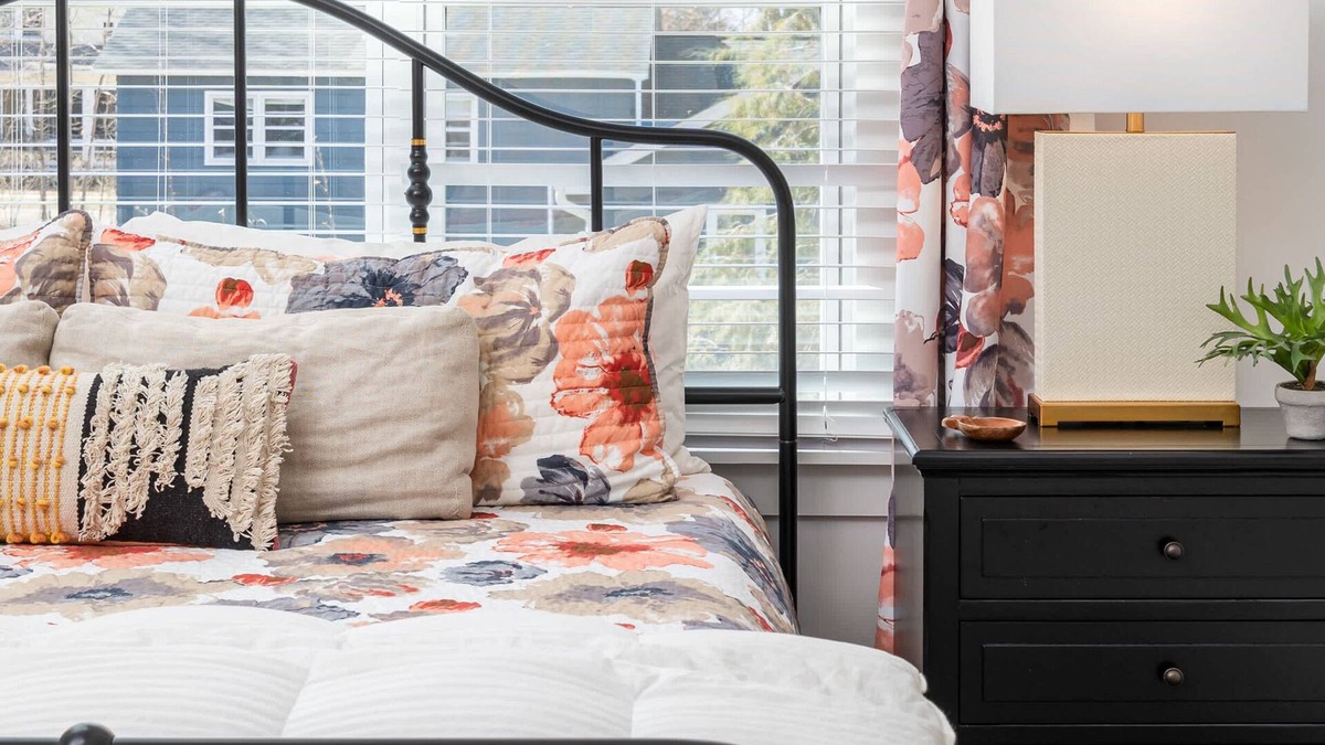 Douglas Apartment | Luxurious Studio in Downtown Douglas