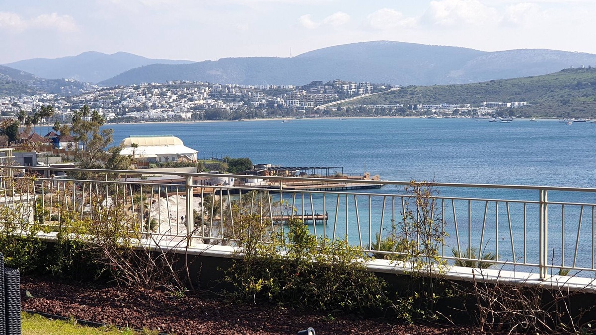 Bodrum City Center Apartment | Luxurious suites with a beautiful view 5 min from the beach.