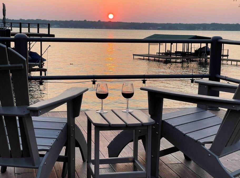 Carolyn Estates Villa | Luxurious, Tranquil, 4BR Lakefront Villa