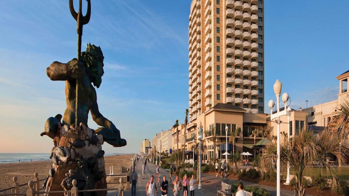 Northeast Virginia Beach Resort | Luxurious two bedroom at the sophisticated Oceanaire Resort Hotel on VA Beach.
