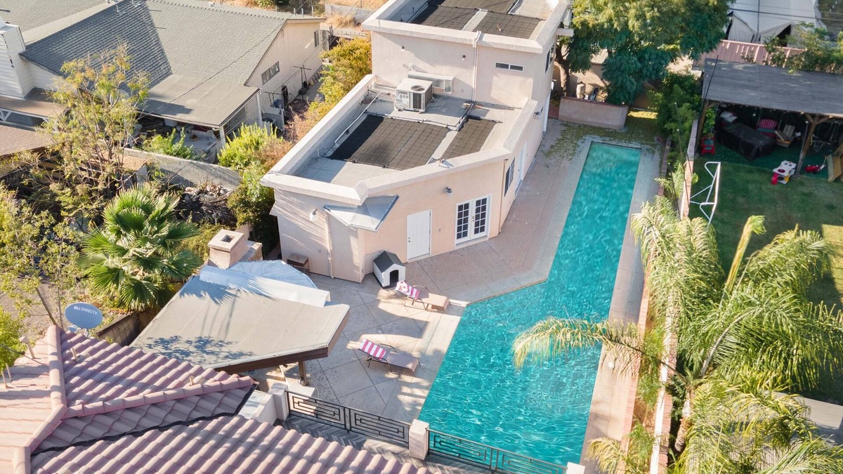Granada Hills South House | Luxurious Vacation Villa with Lap Pool
